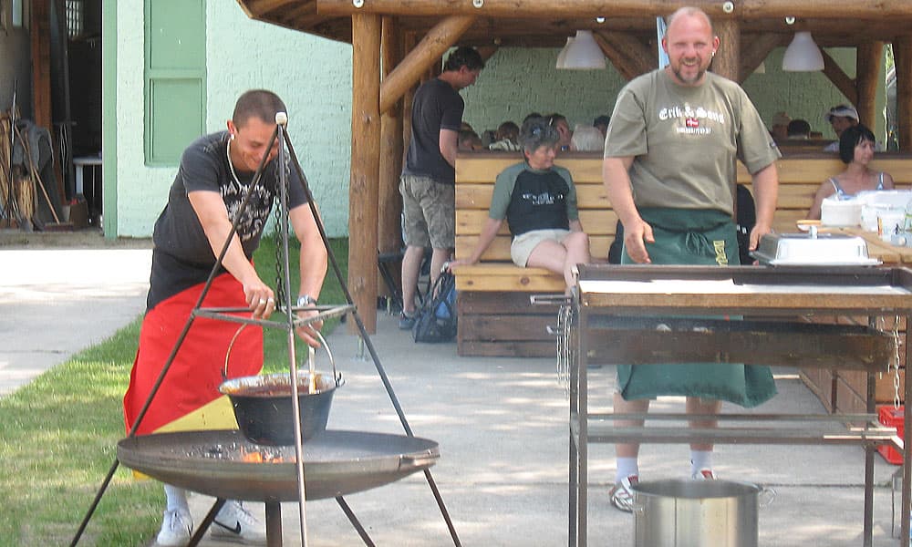 grillen-zur-firmenfeier-im-neuhardenberger-land_2.jpg