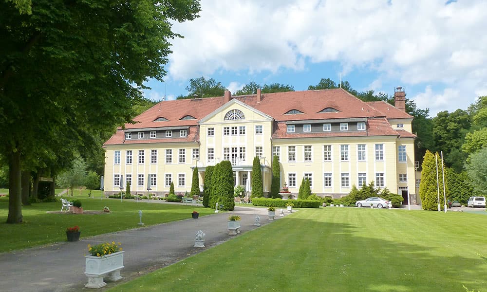 schloss-wulkow-nahe-dem-europa-radweg-r1_2.jpg